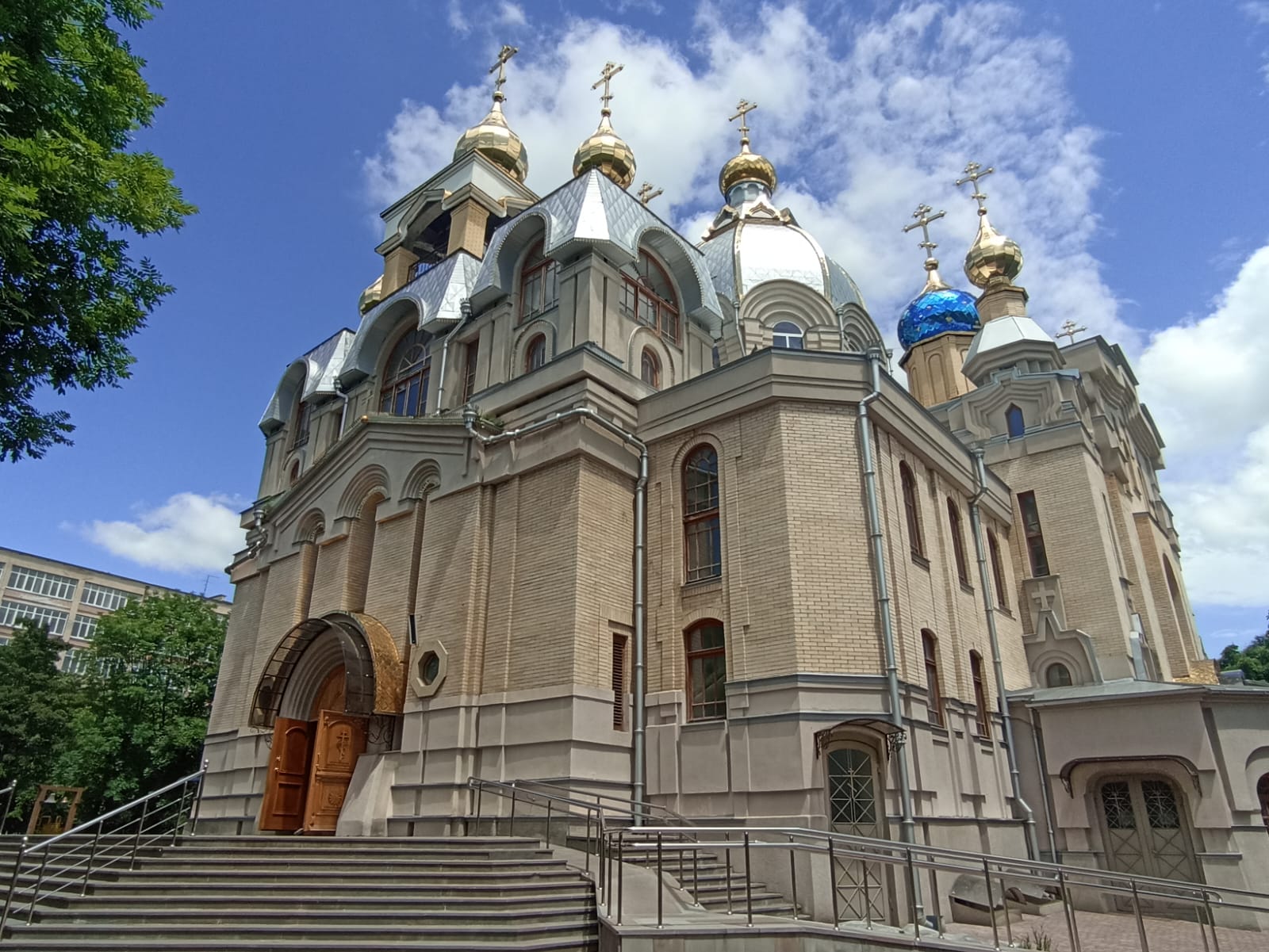 https://upforme.ru/uploads/0001/d0/60/4870/885510.jpg