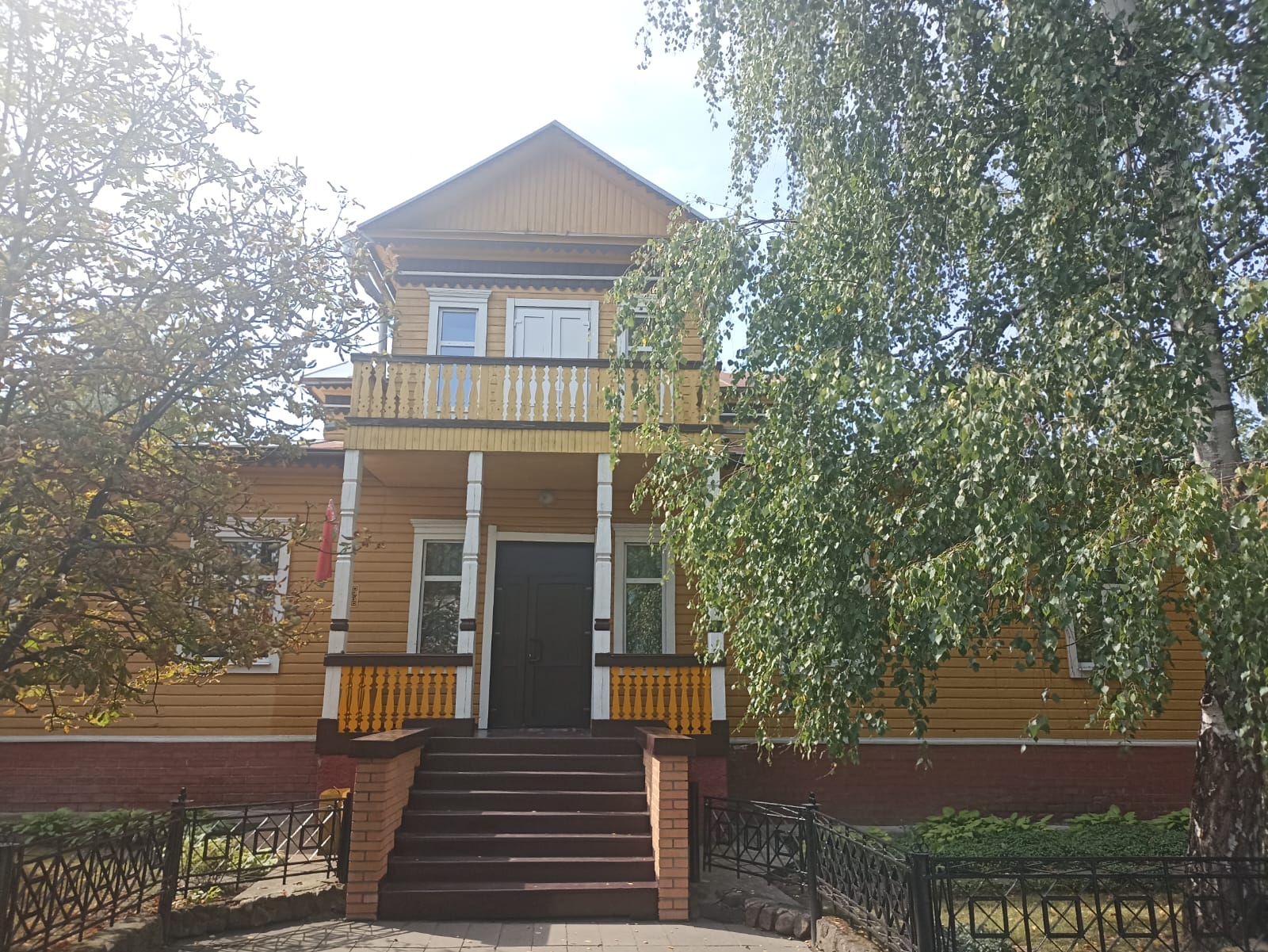 https://upforme.ru/uploads/0001/d0/60/4870/907309.jpg
