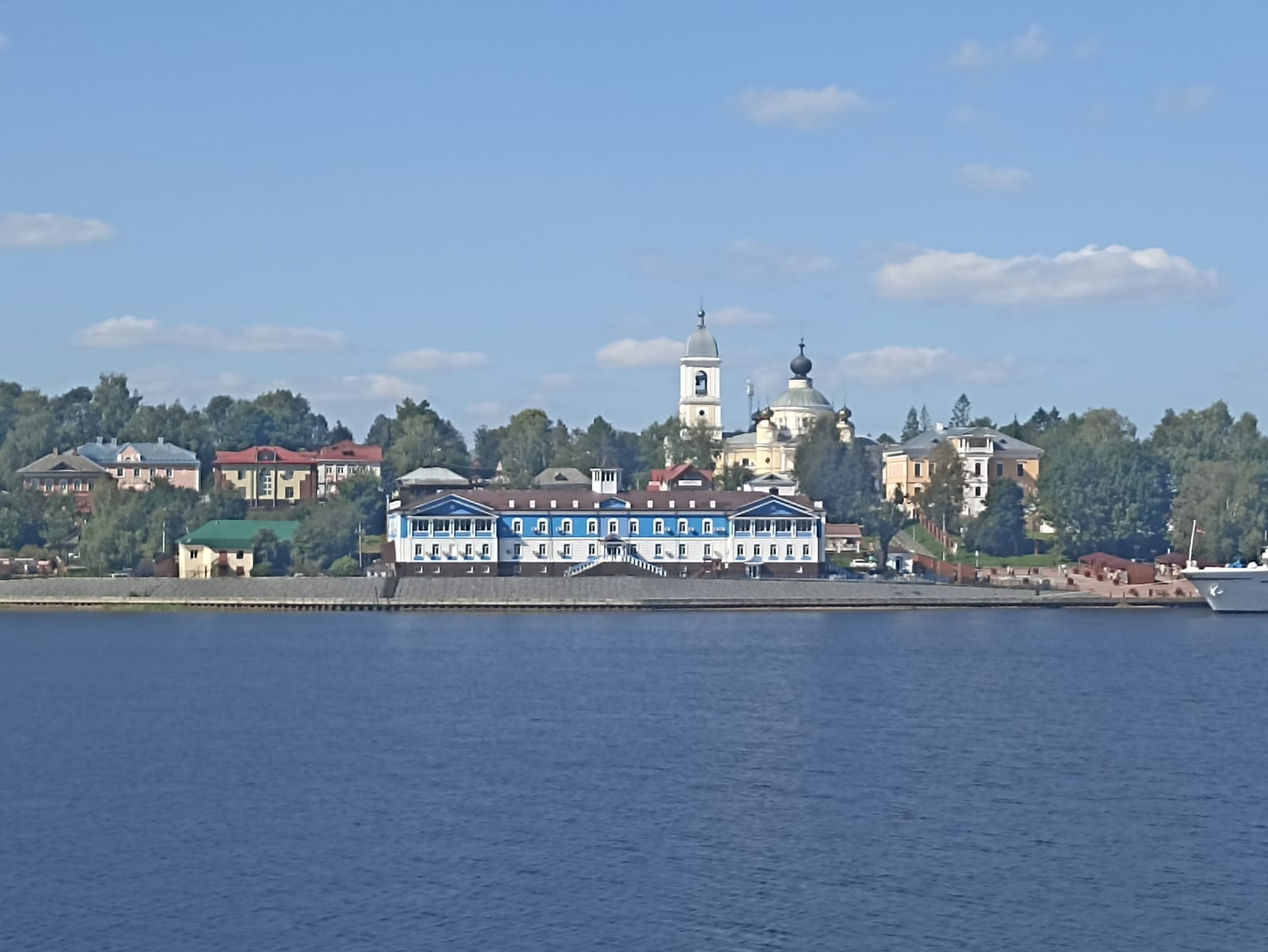 https://upforme.ru/uploads/0001/d0/60/4914/104493.jpg