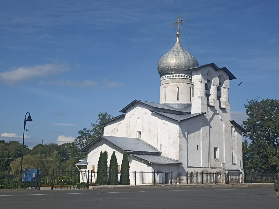 https://upforme.ru/uploads/0001/d0/60/4914/118643.jpg