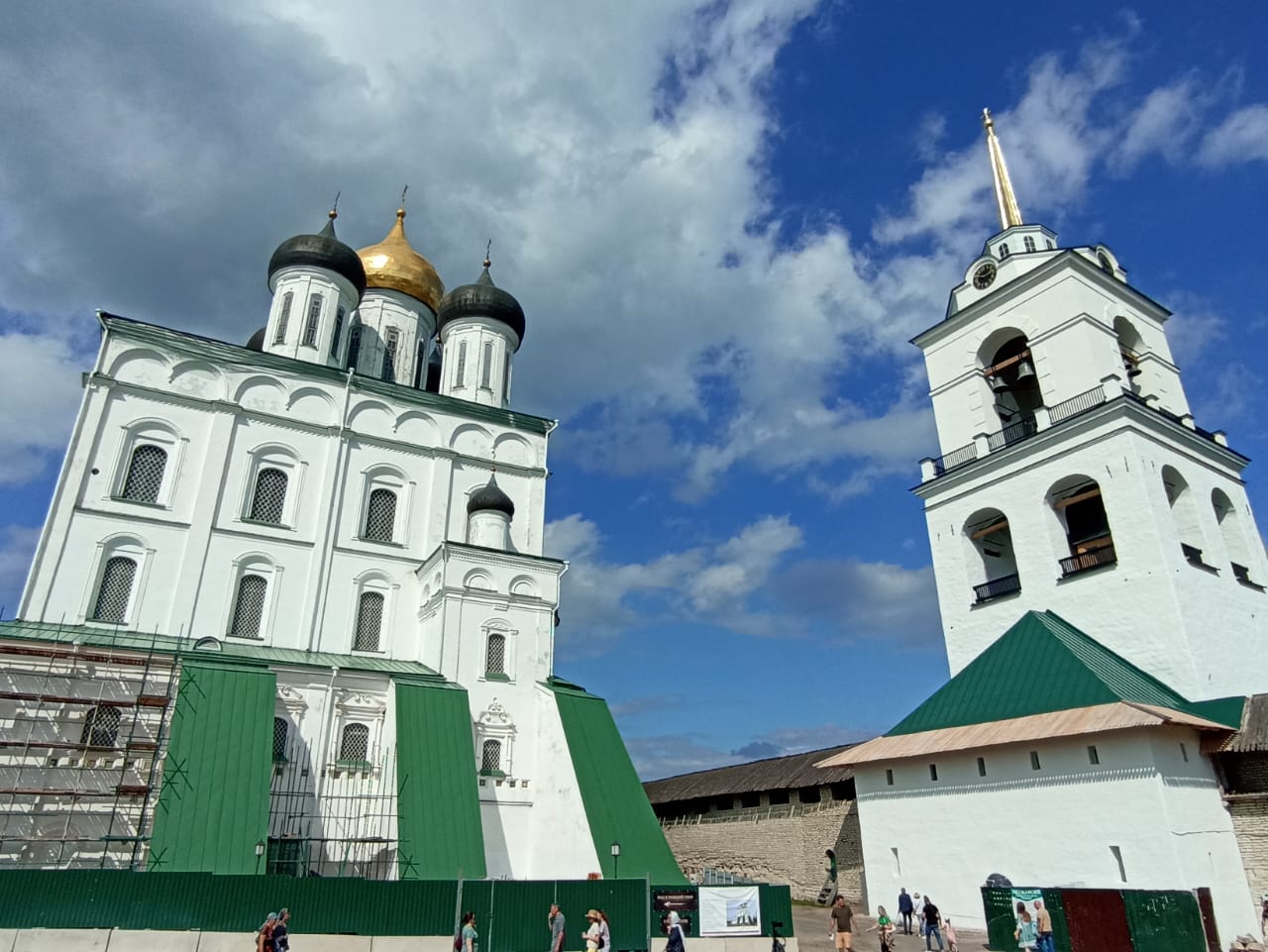 https://upforme.ru/uploads/0001/d0/60/4914/16210.jpg