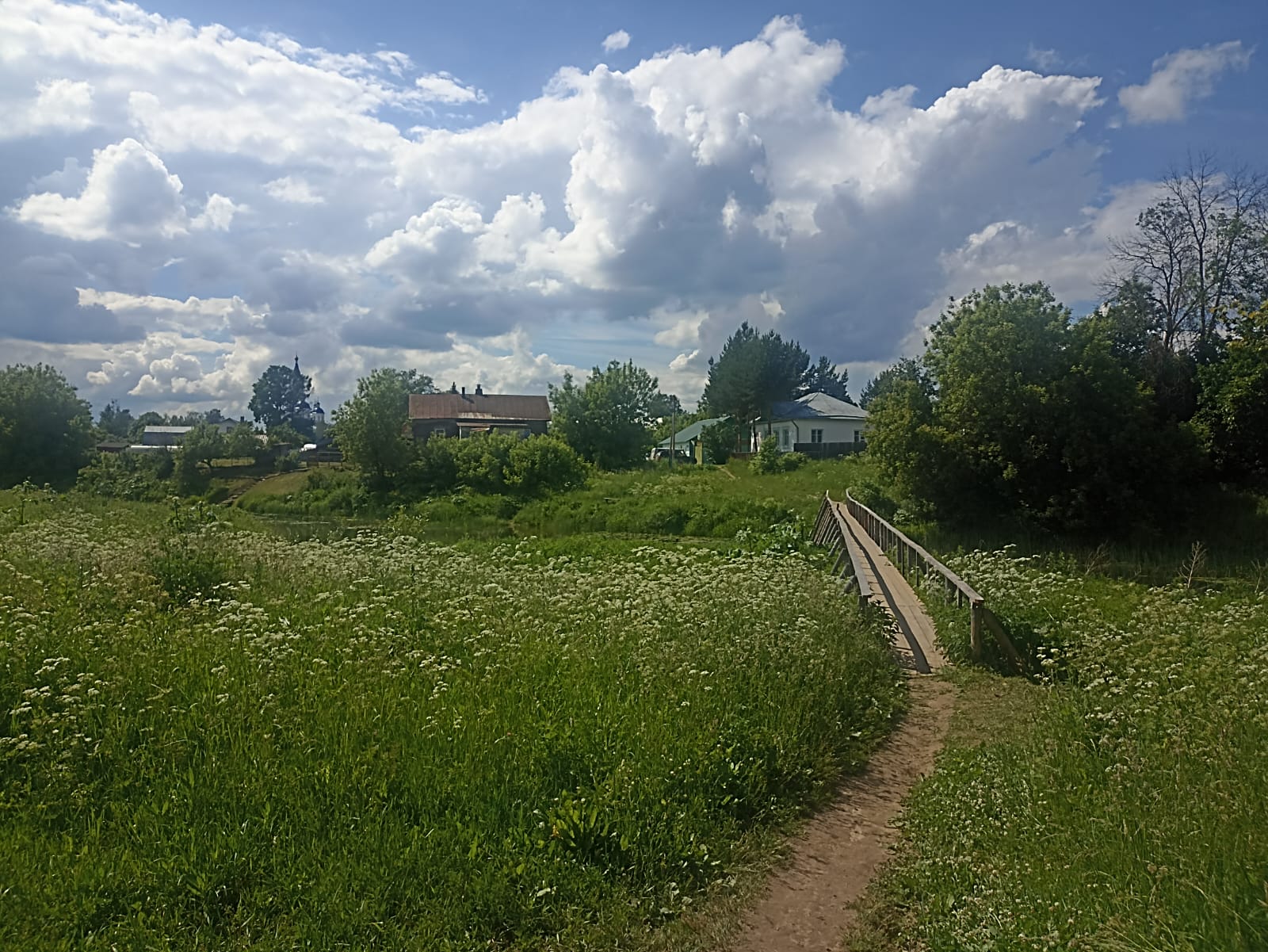 https://upforme.ru/uploads/0001/d0/60/4914/205474.jpg