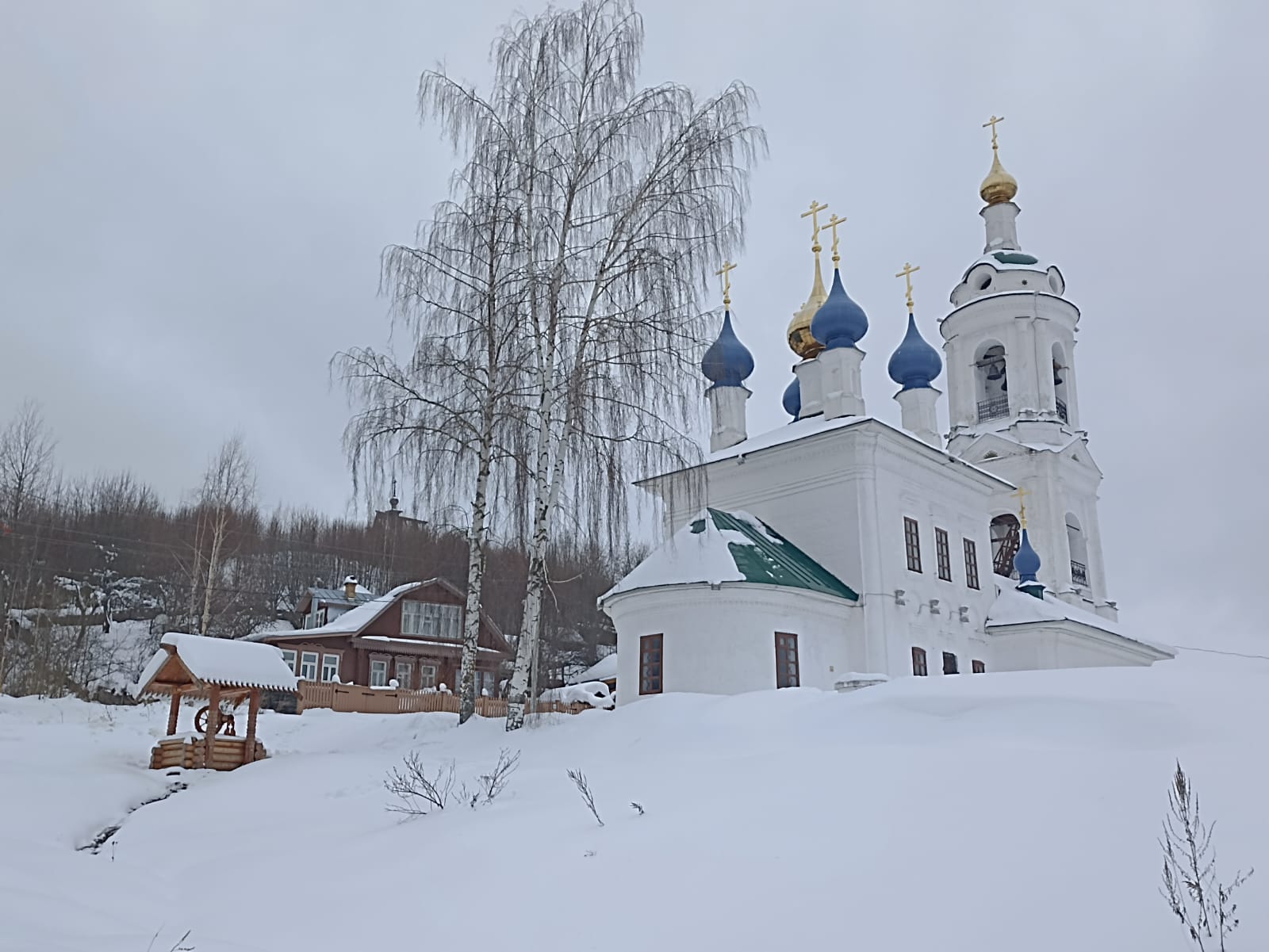 https://upforme.ru/uploads/0001/d0/60/4914/214214.jpg