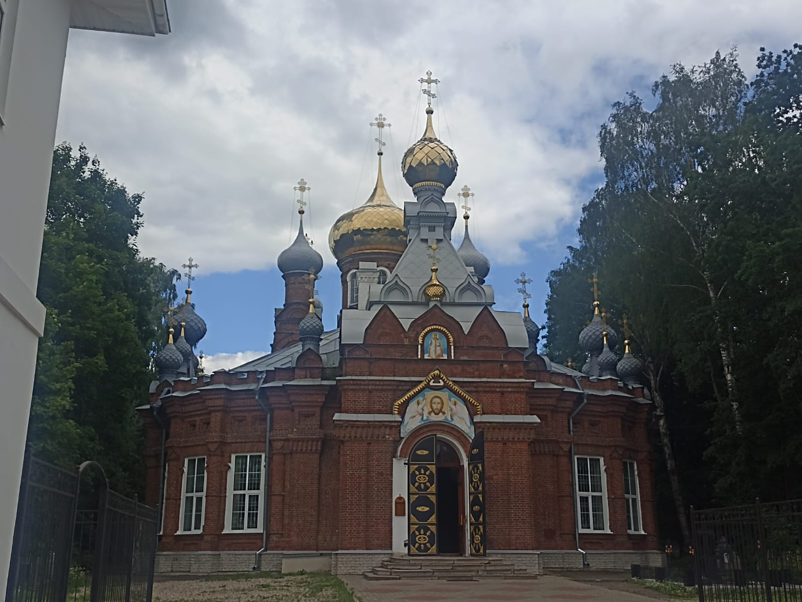 https://upforme.ru/uploads/0001/d0/60/4914/21887.jpg