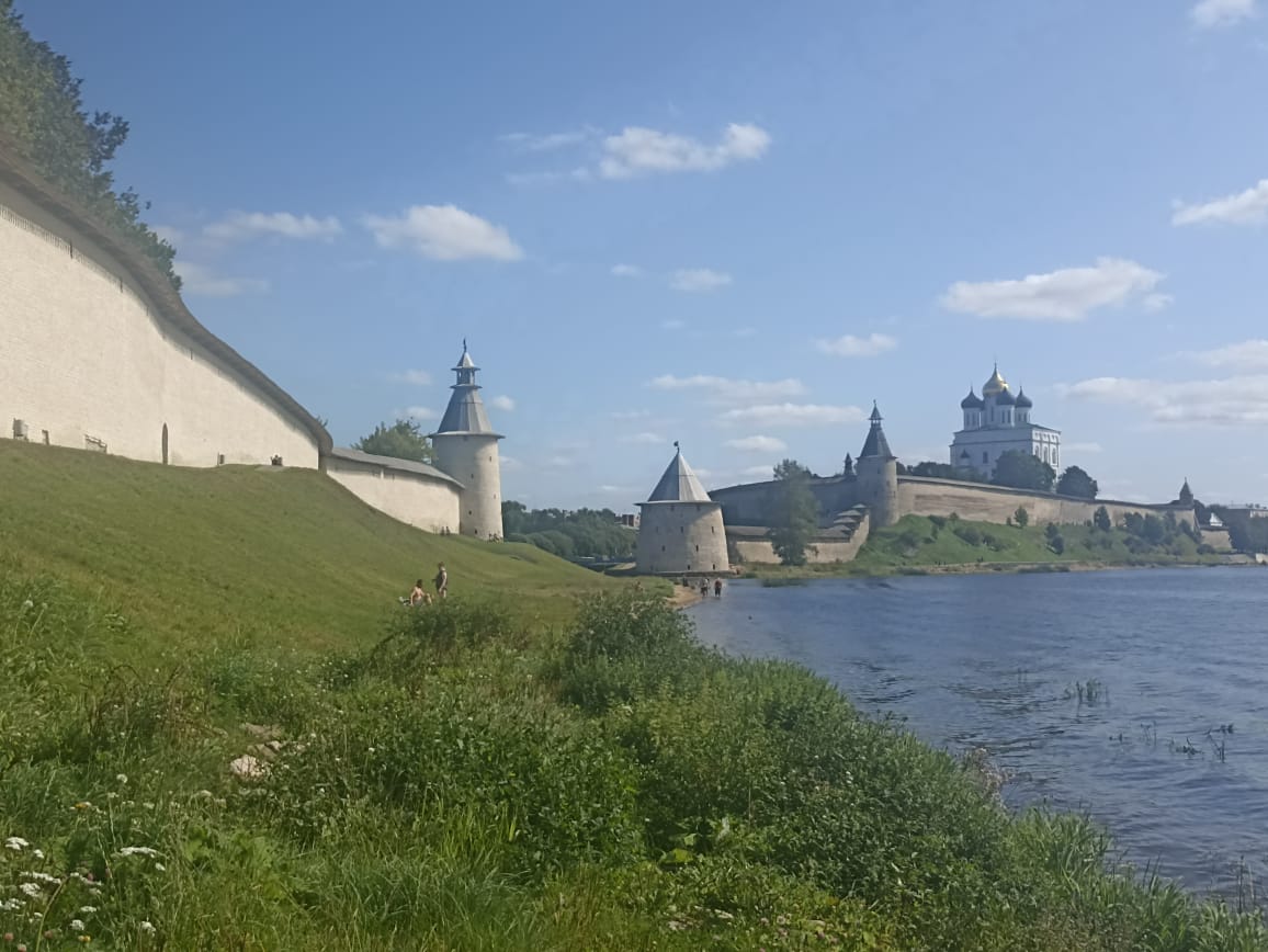 https://upforme.ru/uploads/0001/d0/60/4914/252634.jpg