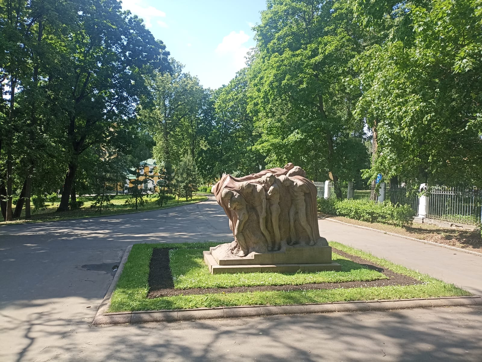 https://upforme.ru/uploads/0001/d0/60/4914/315900.jpg