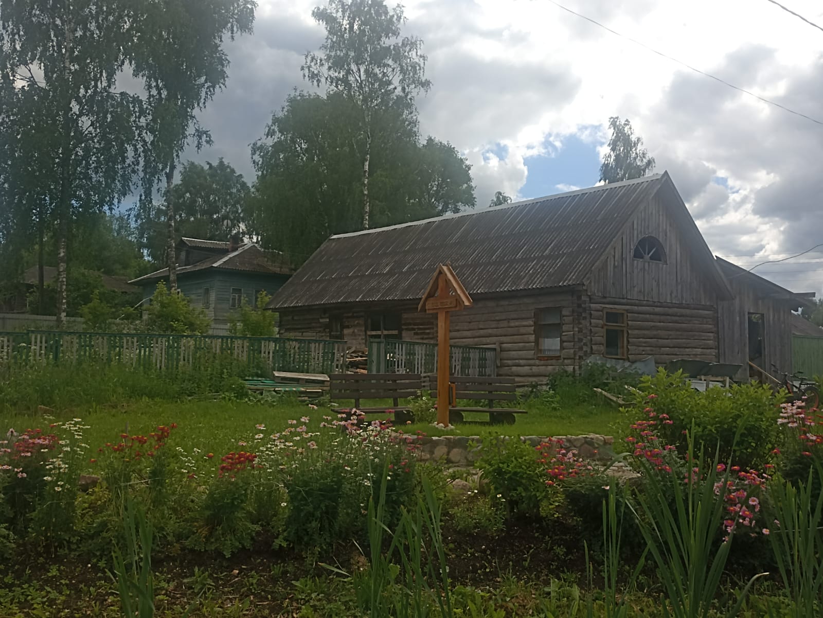 https://upforme.ru/uploads/0001/d0/60/4914/347856.jpg