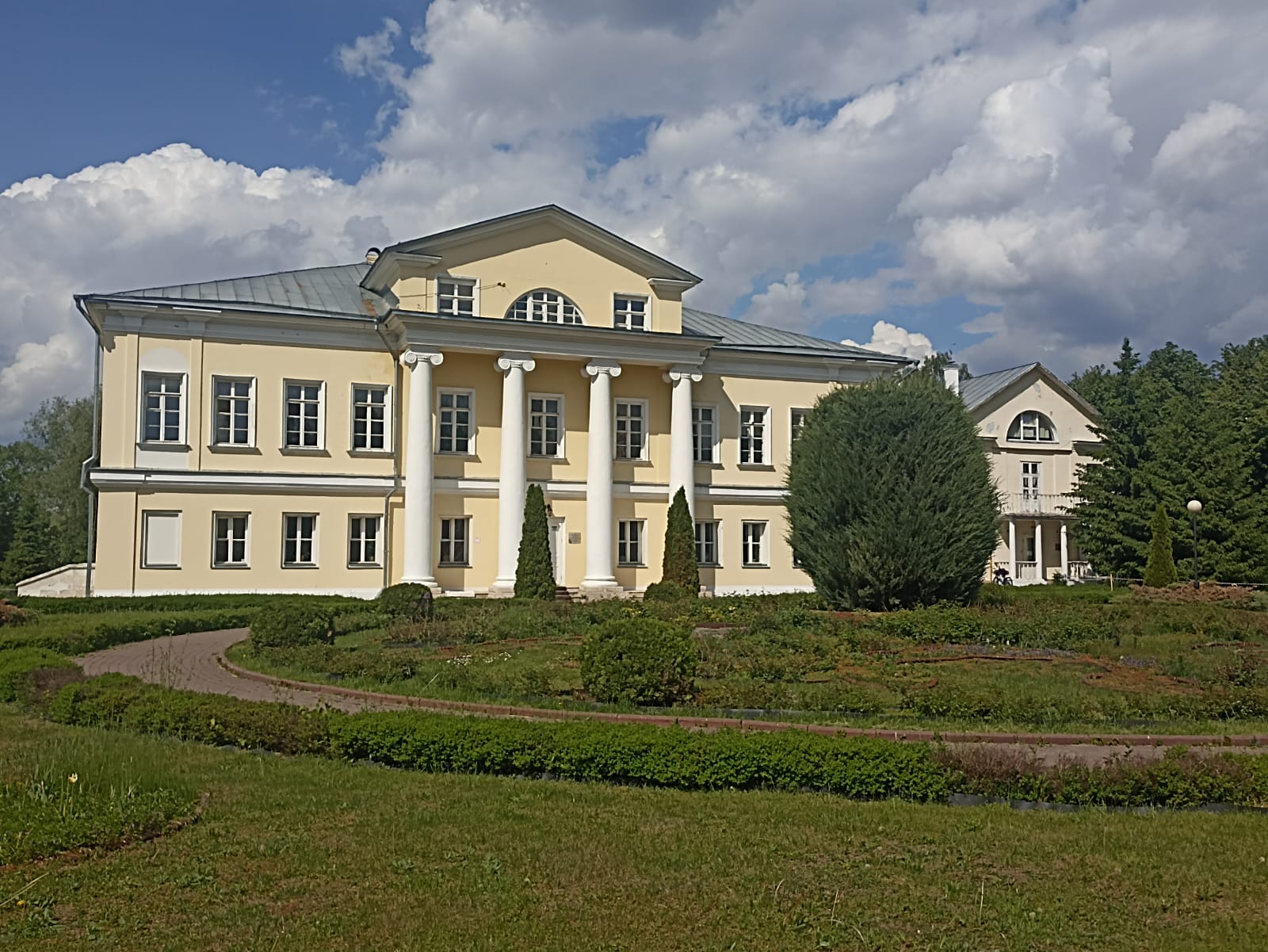https://upforme.ru/uploads/0001/d0/60/4914/355510.jpg