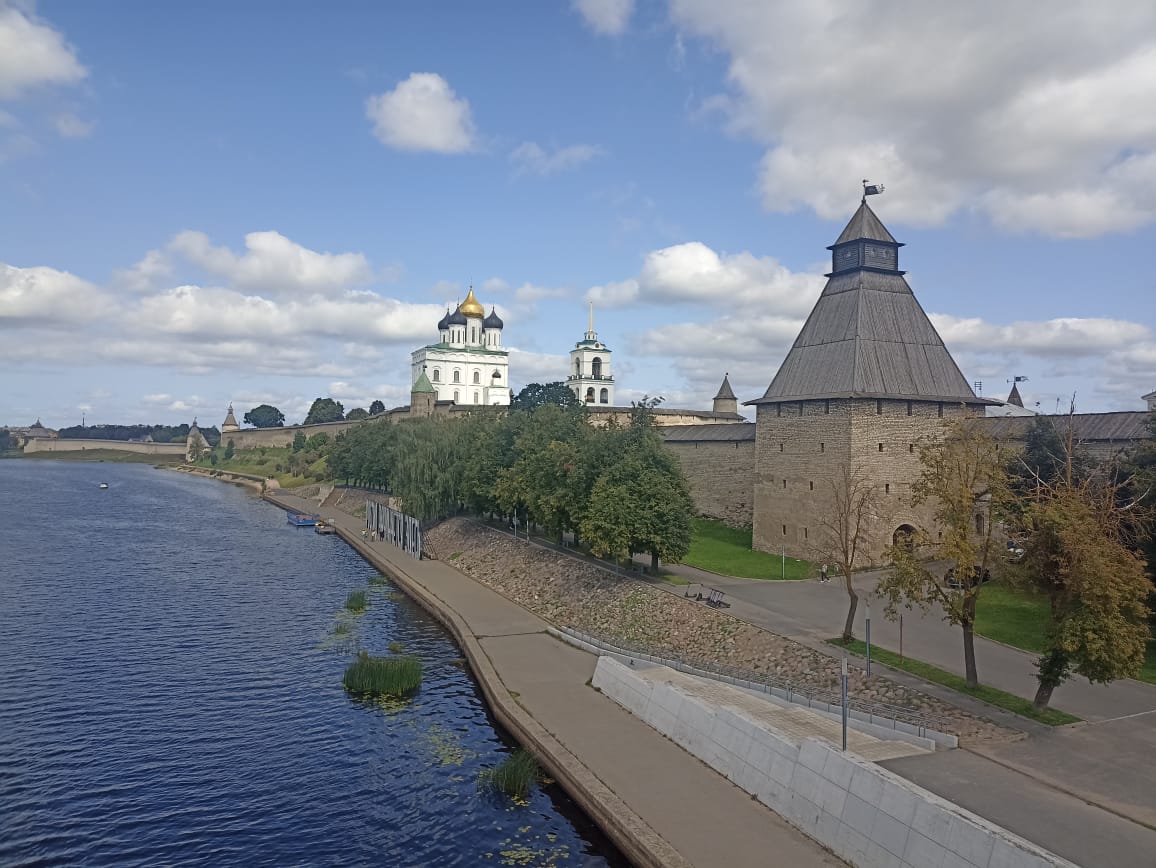 https://upforme.ru/uploads/0001/d0/60/4914/491436.jpg
