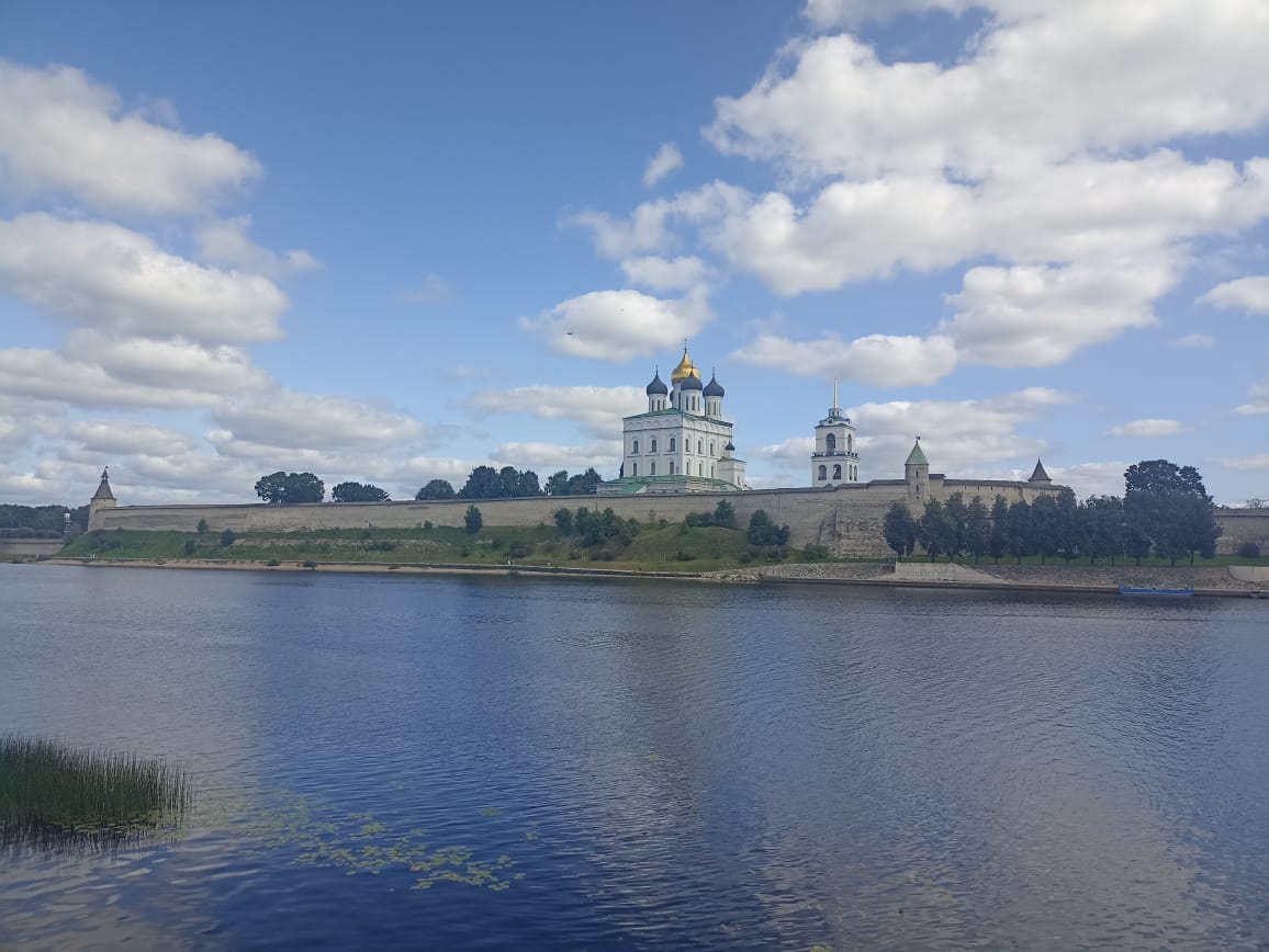 https://upforme.ru/uploads/0001/d0/60/4914/52628.jpg