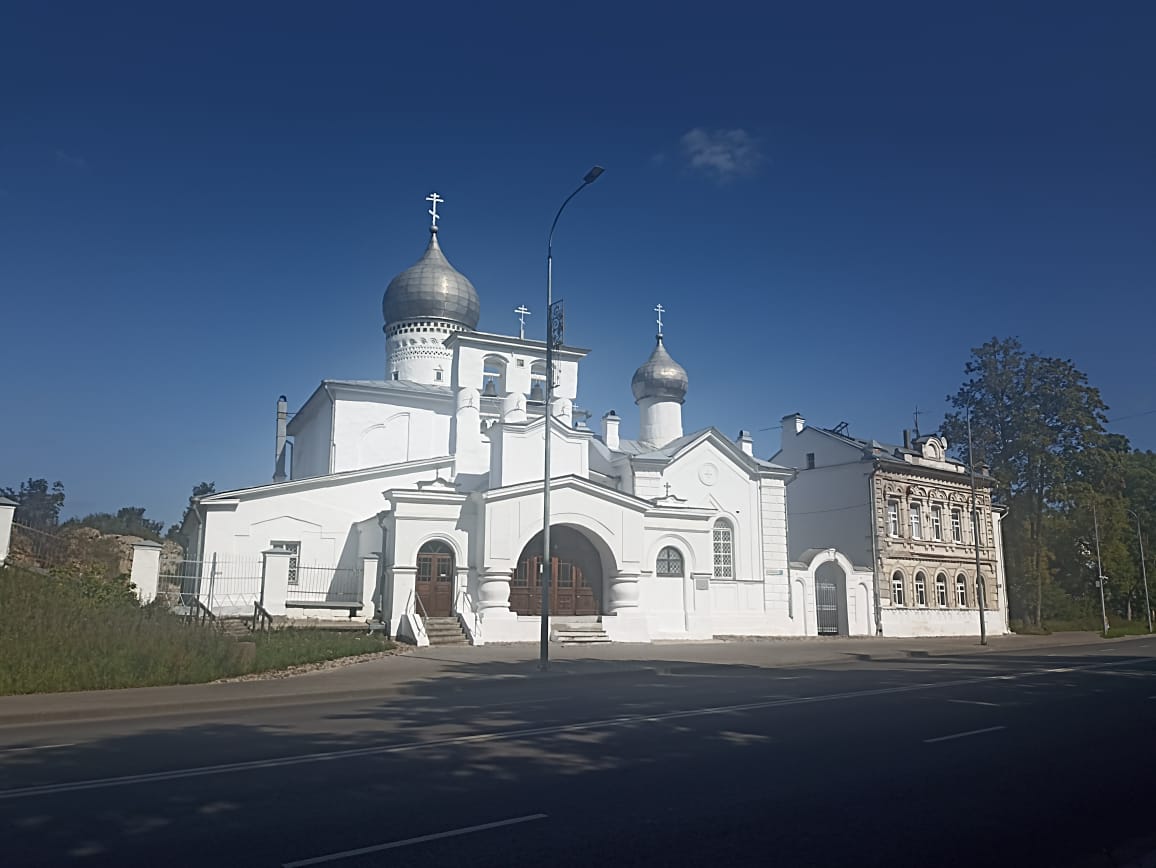 https://upforme.ru/uploads/0001/d0/60/4914/536362.jpg
