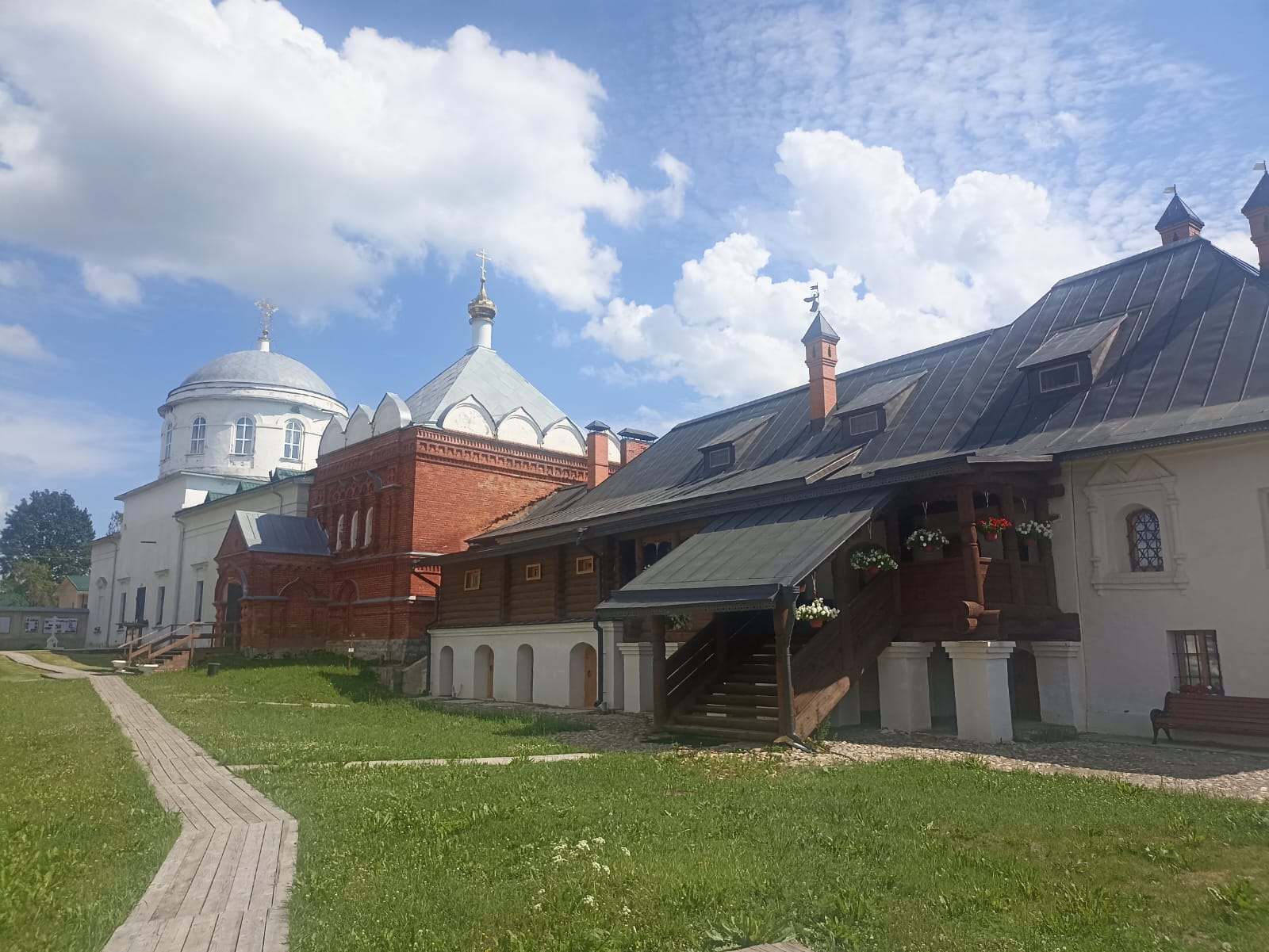 https://upforme.ru/uploads/0001/d0/60/4914/542404.jpg