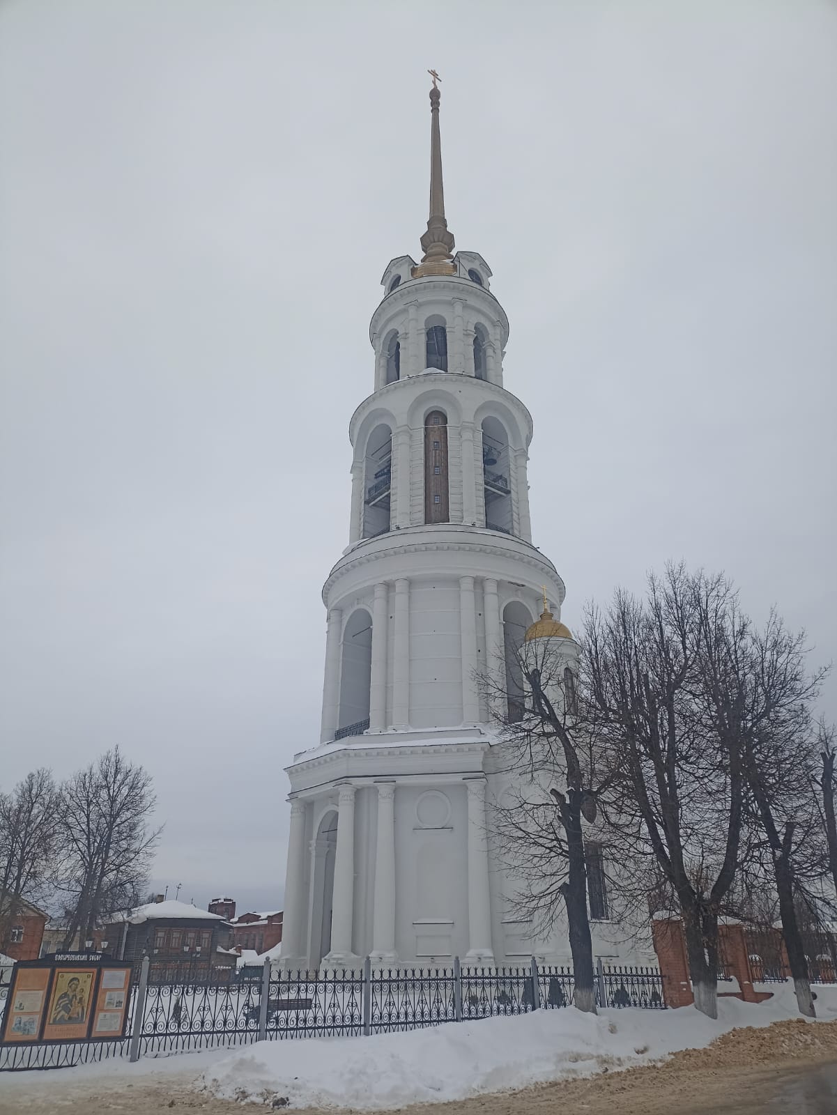 https://upforme.ru/uploads/0001/d0/60/4914/608170.jpg