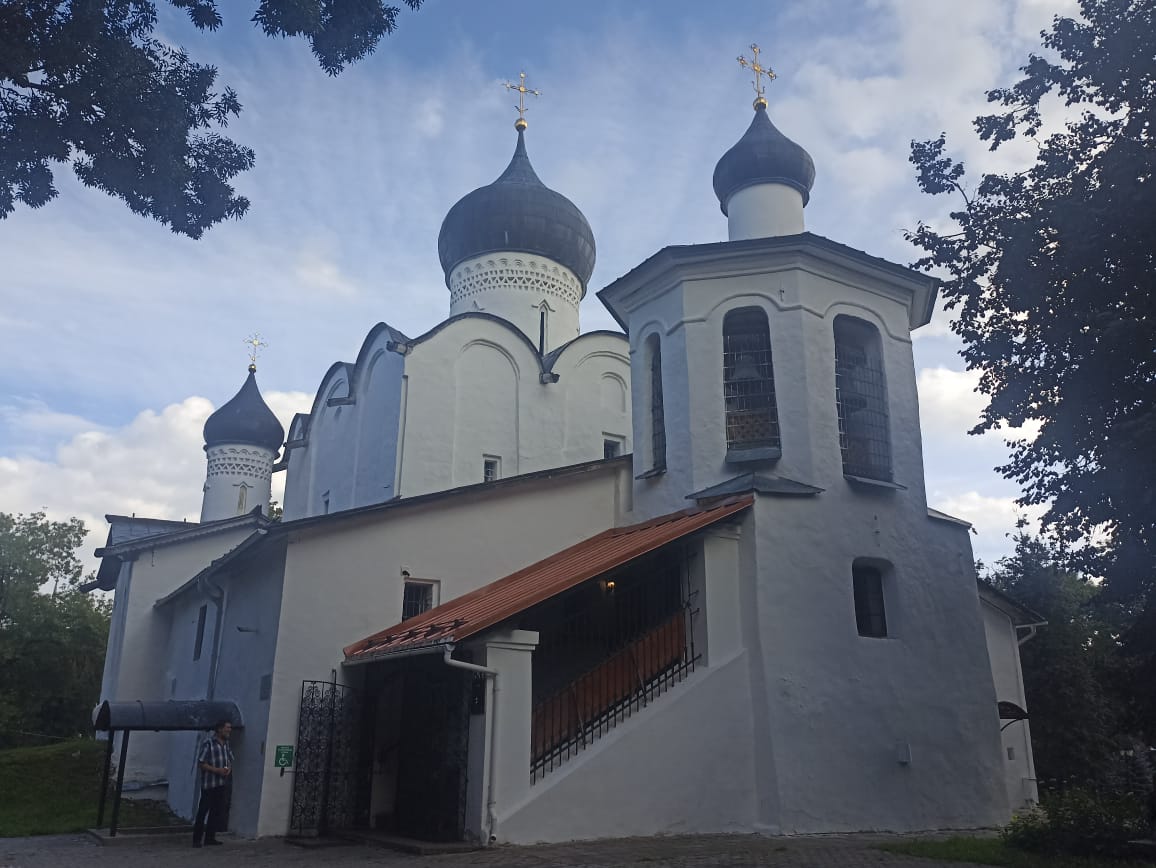 https://upforme.ru/uploads/0001/d0/60/4914/656417.jpg
