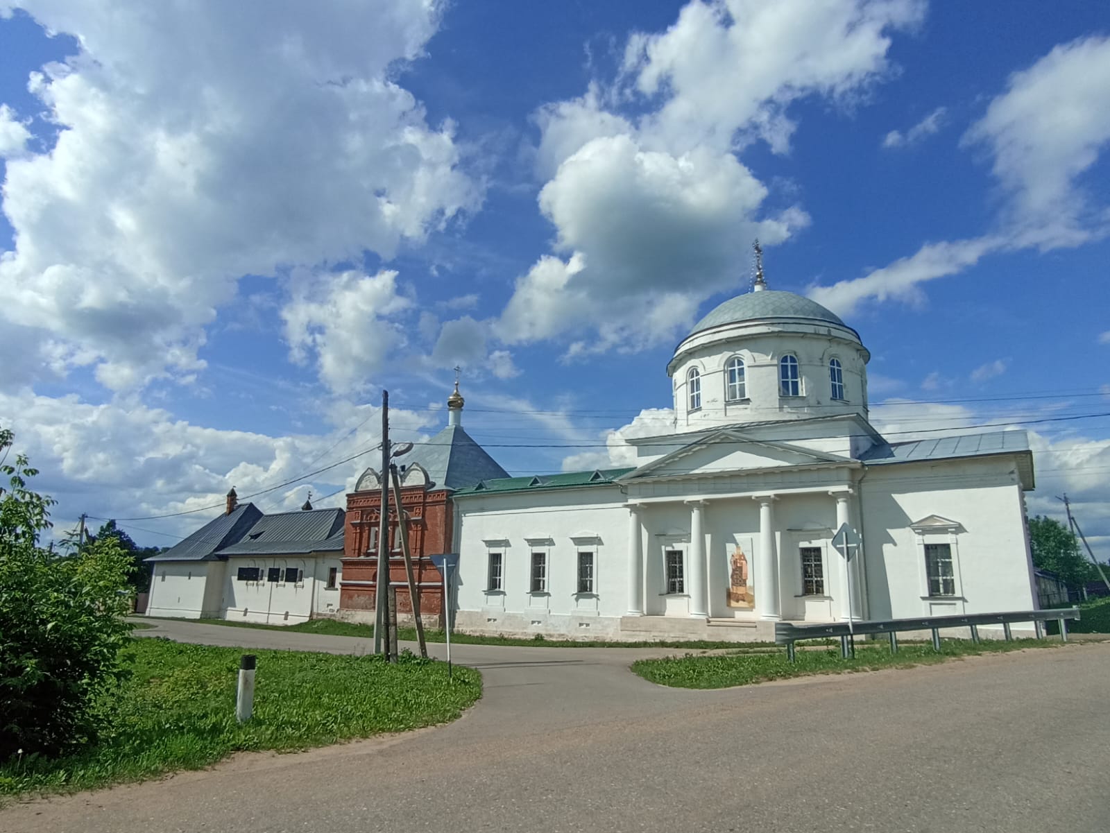https://upforme.ru/uploads/0001/d0/60/4914/89128.jpg
