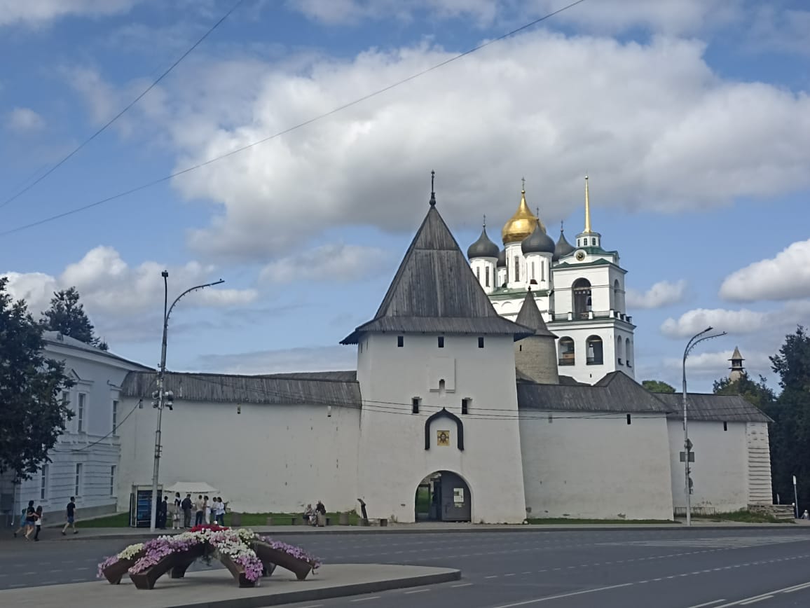 https://upforme.ru/uploads/0001/d0/60/4914/932026.jpg