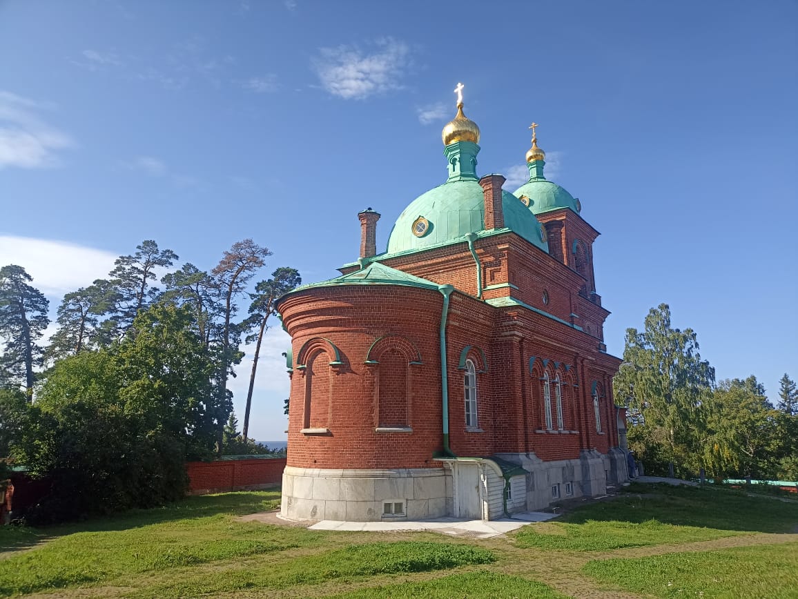 https://upforme.ru/uploads/0001/d0/60/4914/994950.jpg