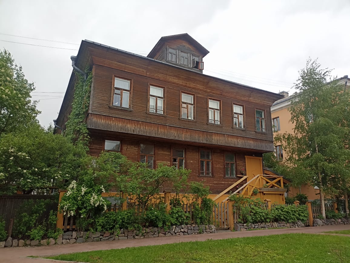 https://upforme.ru/uploads/0001/d0/60/4965/421453.jpg