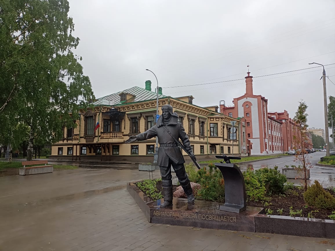 https://upforme.ru/uploads/0001/d0/60/4965/535371.jpg