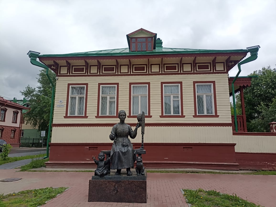 https://upforme.ru/uploads/0001/d0/60/4965/551139.jpg