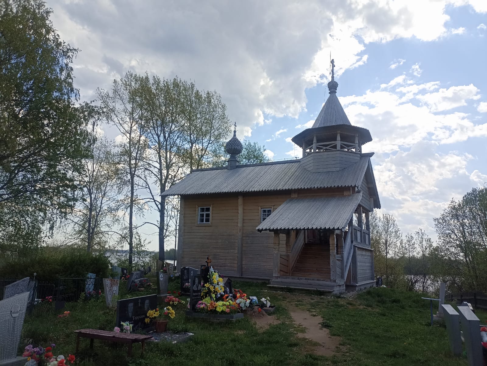 https://upforme.ru/uploads/0001/d0/60/4965/567398.jpg