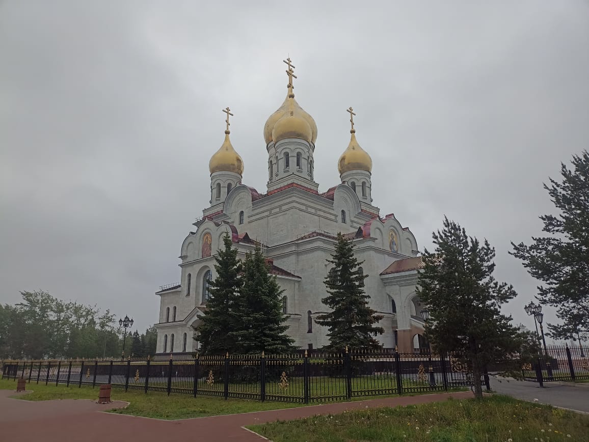 https://upforme.ru/uploads/0001/d0/60/4965/606532.jpg