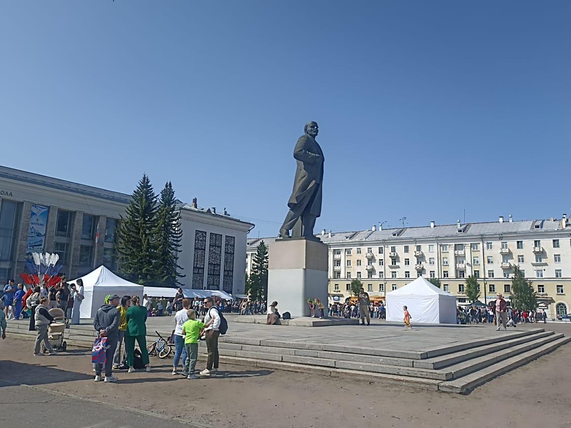 https://upforme.ru/uploads/0001/d0/60/4965/688363.jpg