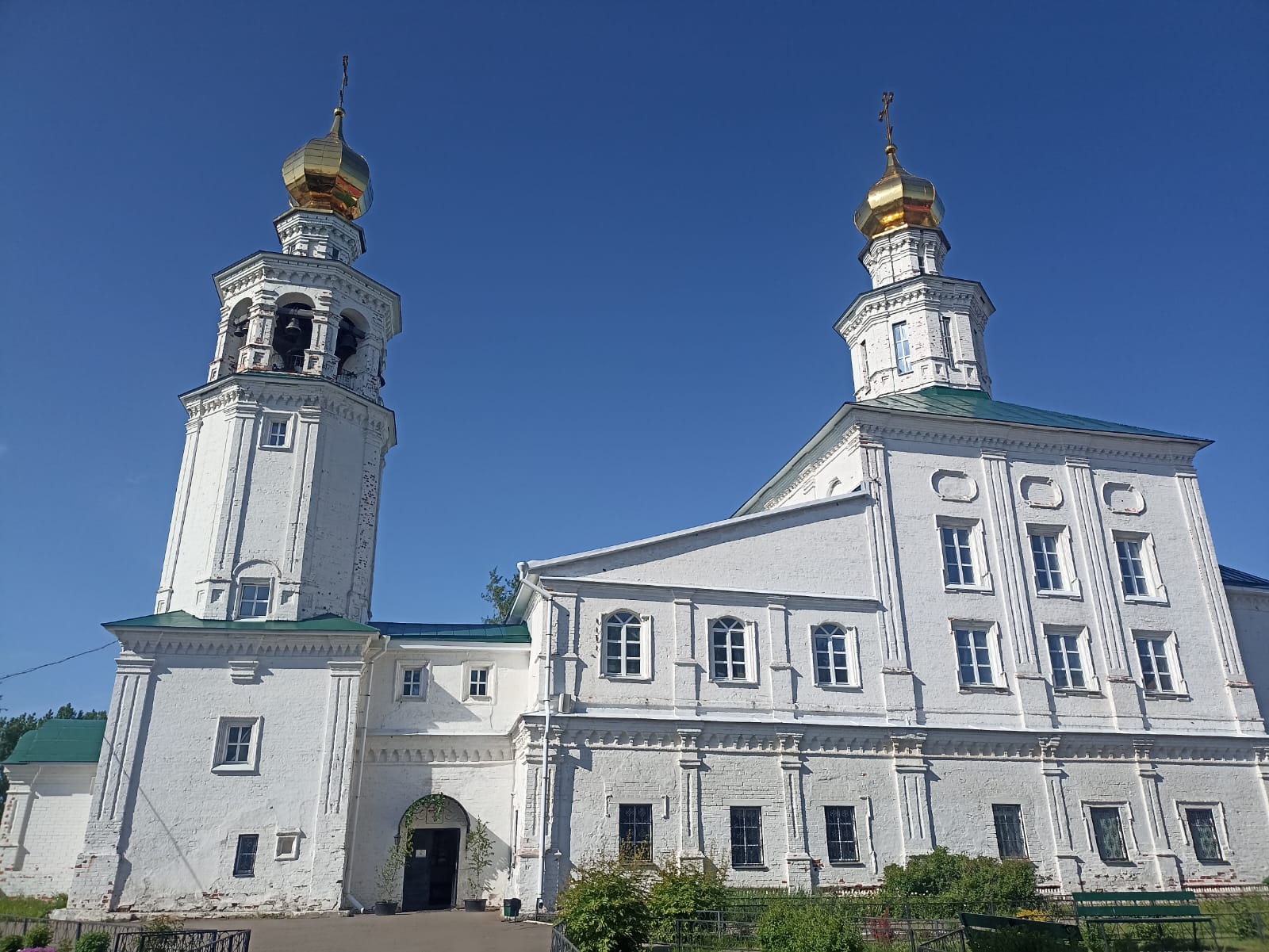 https://upforme.ru/uploads/0001/d0/60/4965/884452.jpg