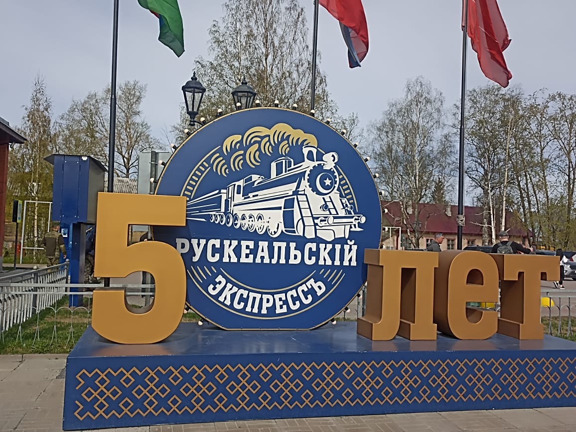 https://upforme.ru/uploads/0001/d0/60/4965/90879.jpg