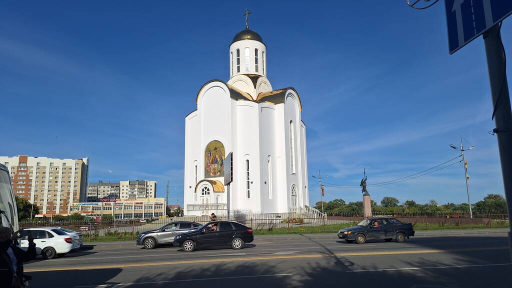 https://upforme.ru/uploads/0001/d0/60/4969/129488.jpg