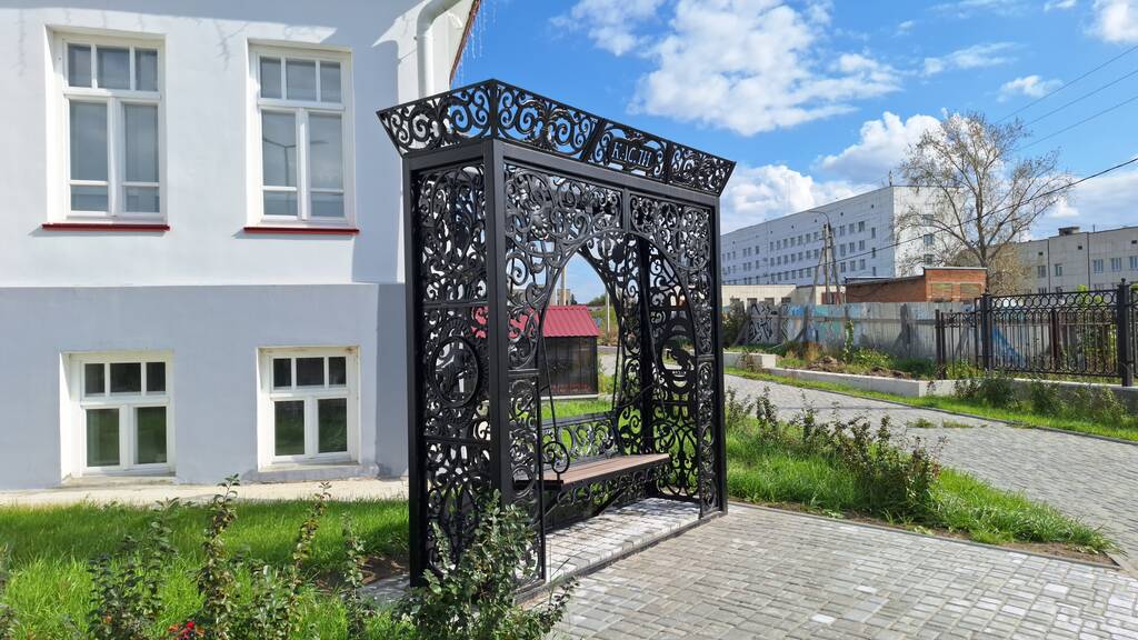https://upforme.ru/uploads/0001/d0/60/4969/273503.jpg