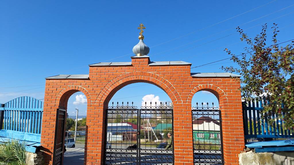 https://upforme.ru/uploads/0001/d0/60/4969/396324.jpg