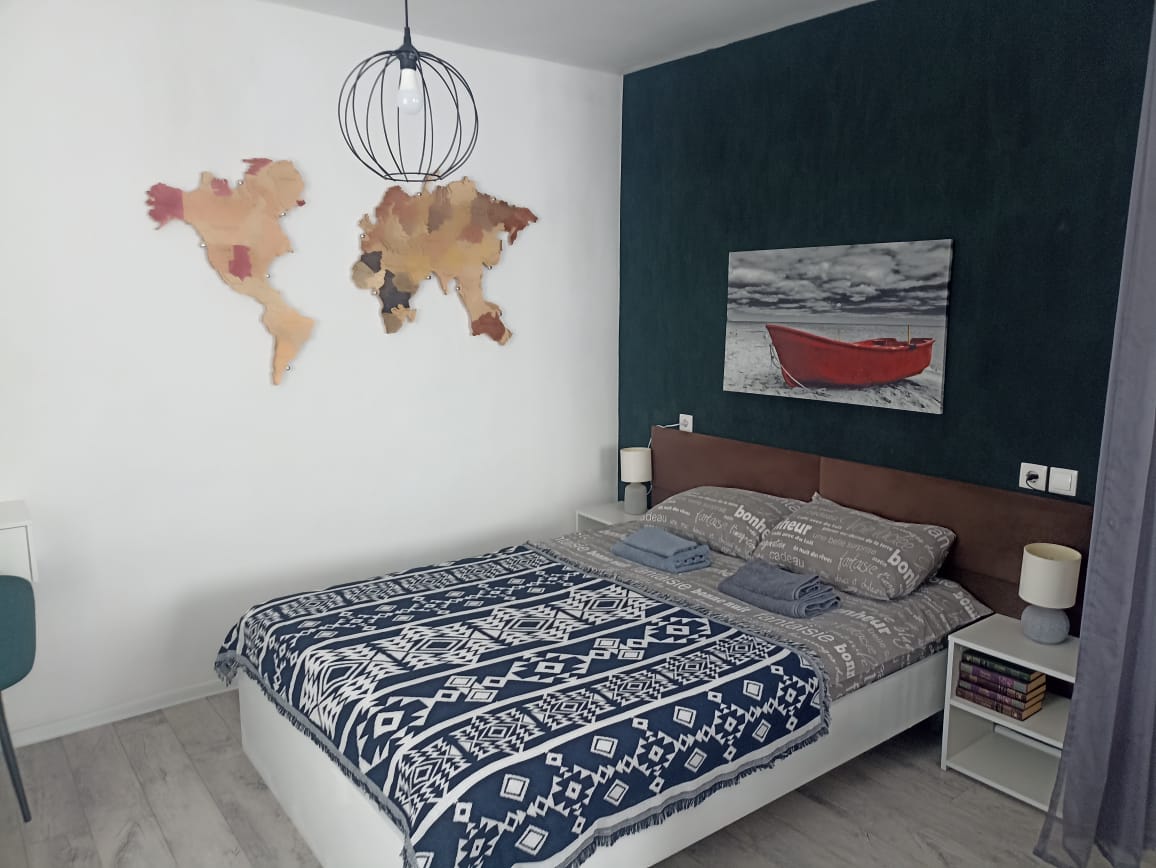 https://upforme.ru/uploads/0001/d0/60/4973/102486.jpg