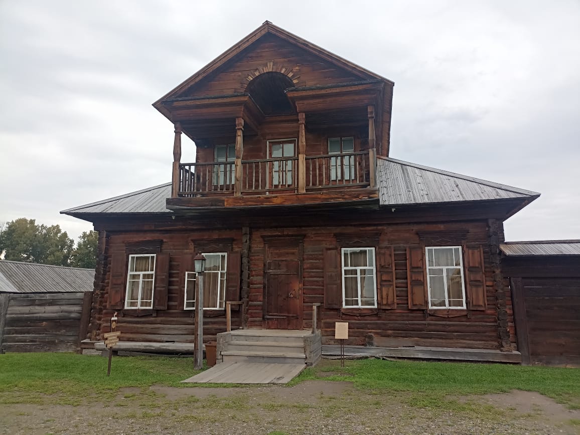 https://upforme.ru/uploads/0001/d0/60/4973/121015.jpg