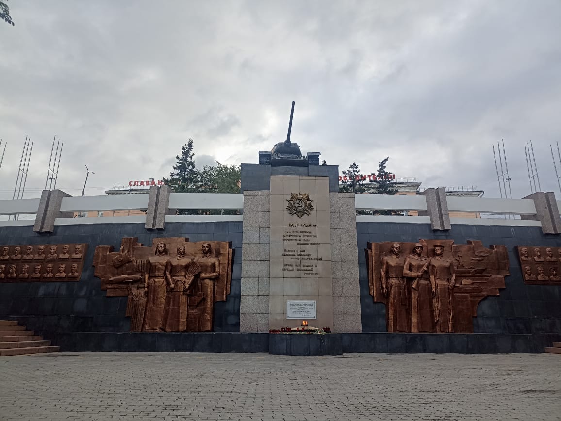 https://upforme.ru/uploads/0001/d0/60/4973/194166.jpg
