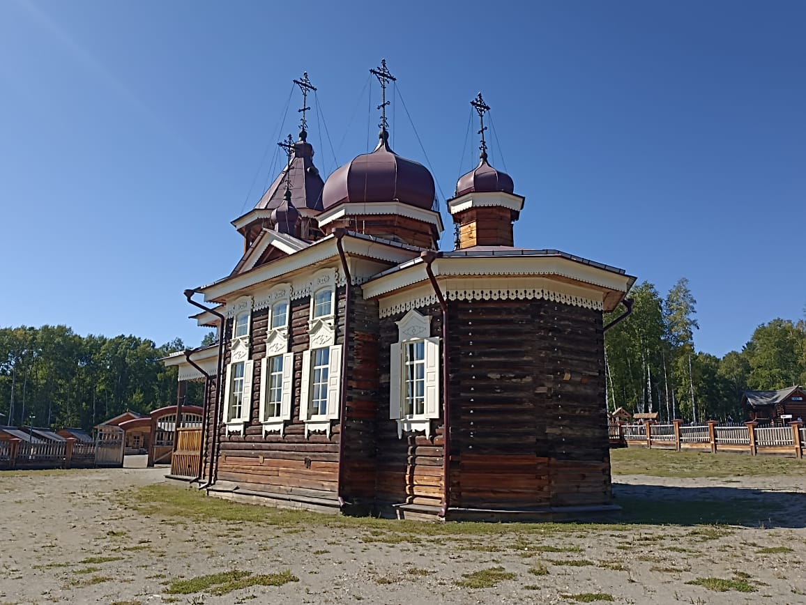 https://upforme.ru/uploads/0001/d0/60/4973/246869.jpg