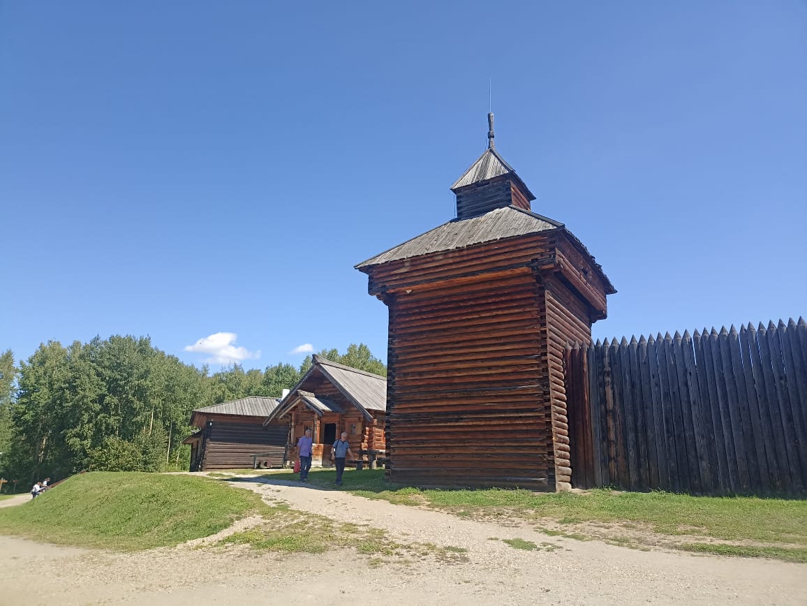 https://upforme.ru/uploads/0001/d0/60/4973/296241.jpg