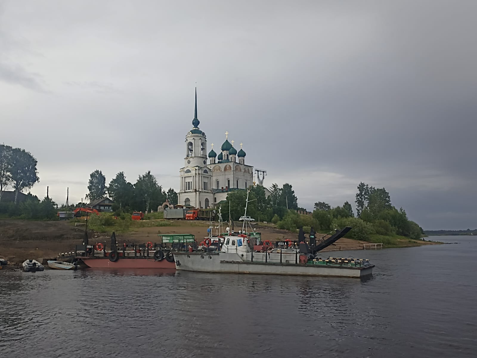 https://upforme.ru/uploads/0001/d0/60/4973/375516.jpg