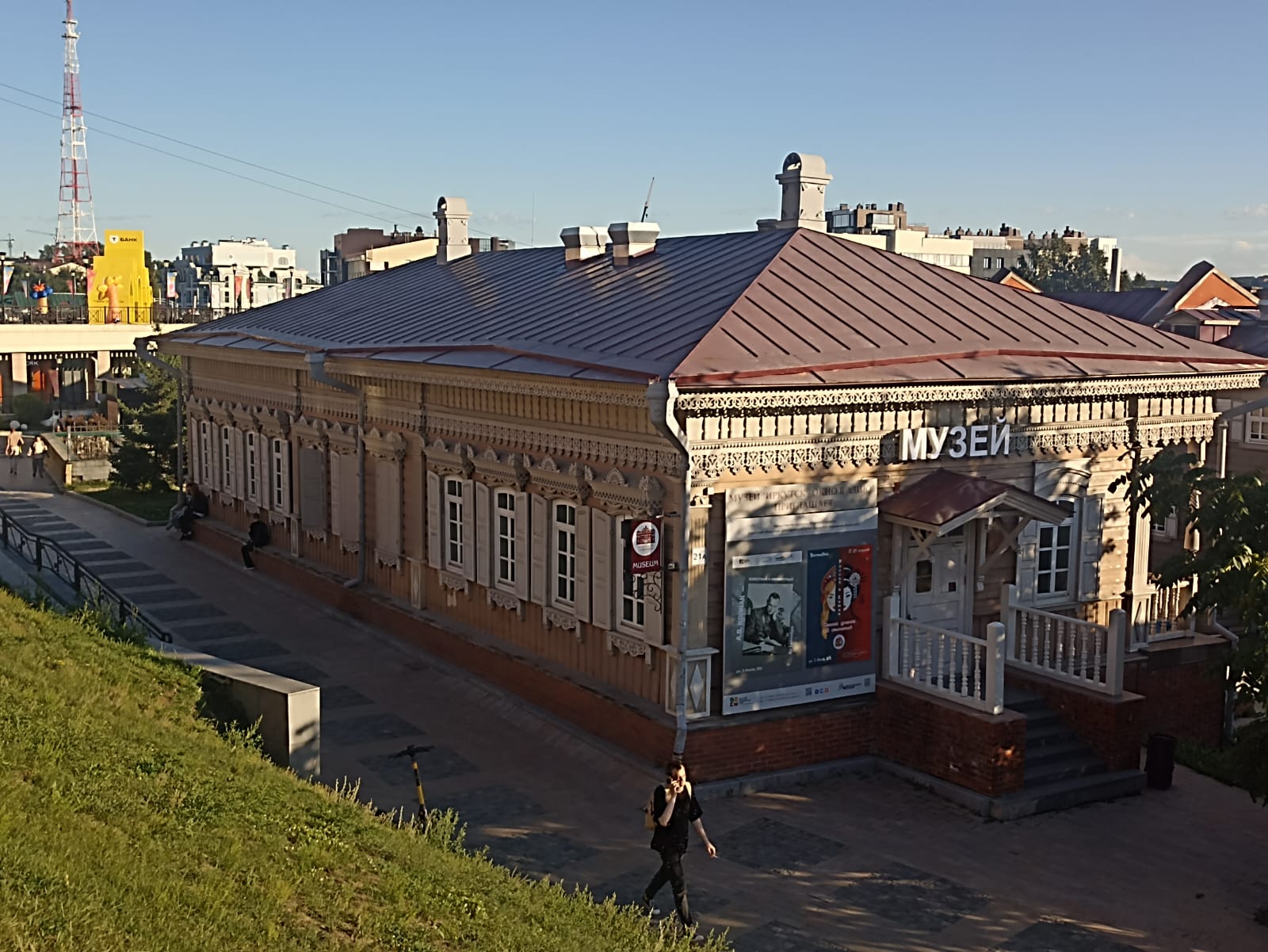 https://upforme.ru/uploads/0001/d0/60/4973/413388.jpg