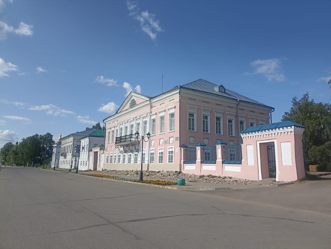 https://upforme.ru/uploads/0001/d0/60/4973/476402.jpg