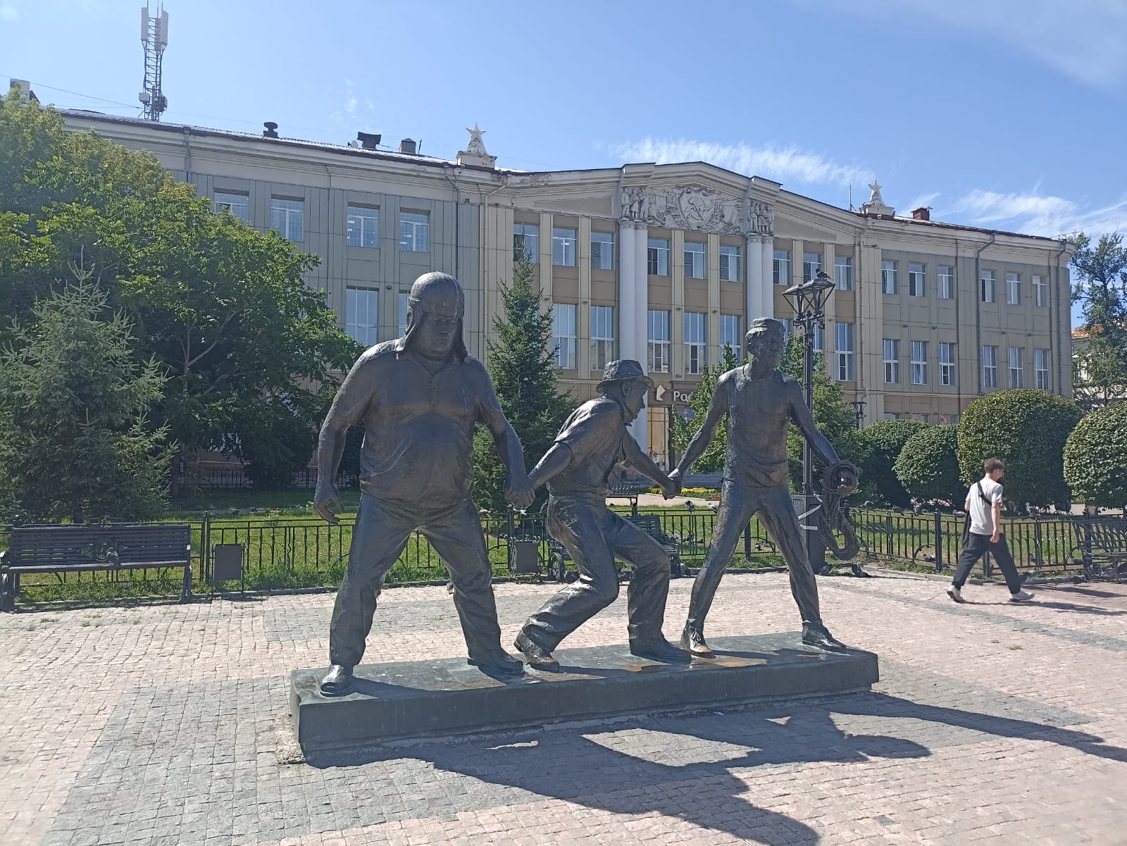 https://upforme.ru/uploads/0001/d0/60/4973/603168.jpg