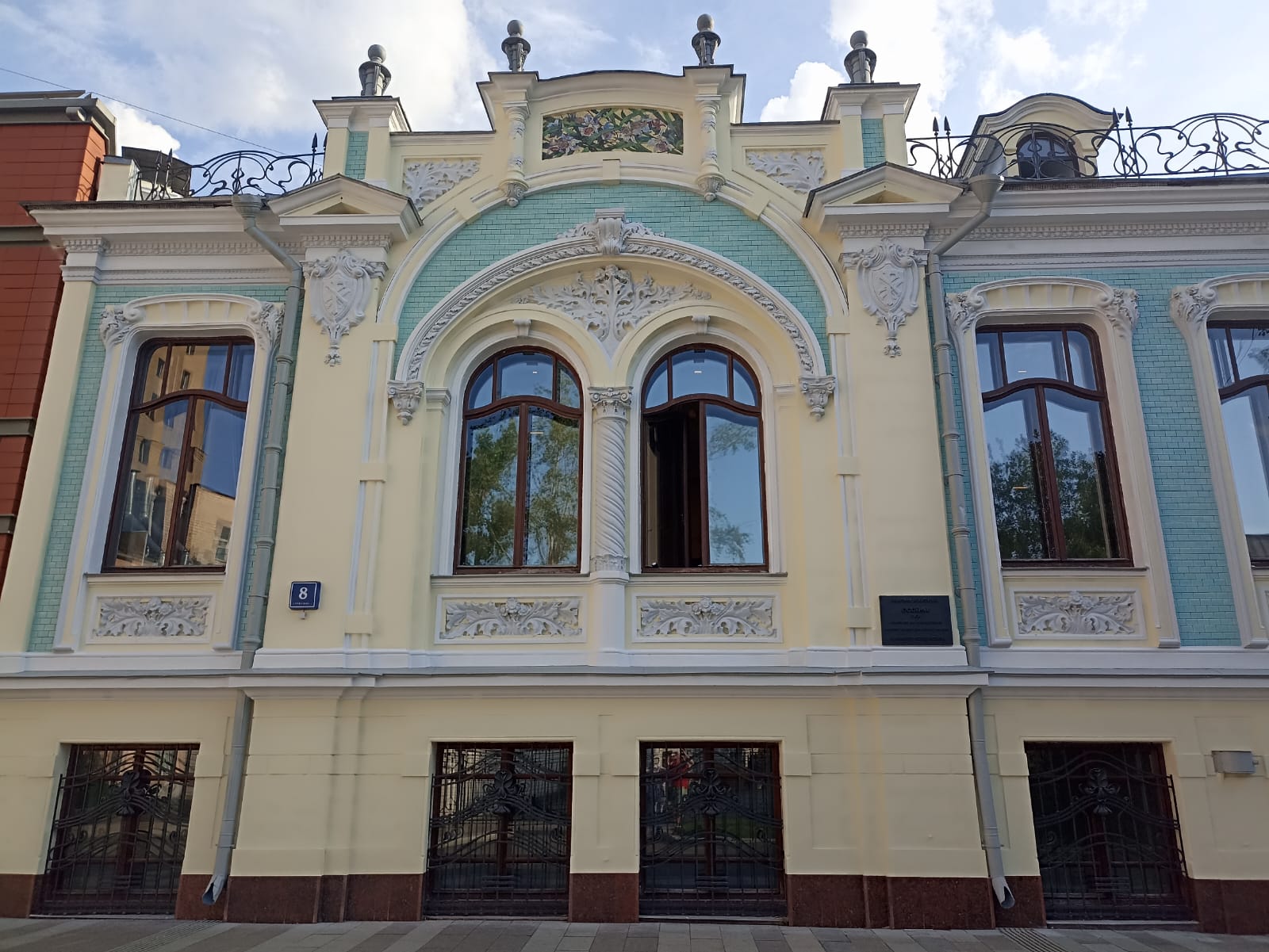 https://upforme.ru/uploads/0001/d0/60/4973/621469.jpg