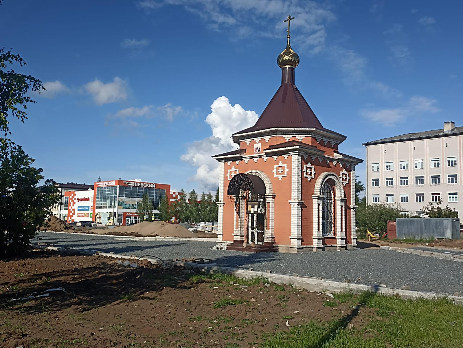 https://upforme.ru/uploads/0001/d0/60/4973/665909.jpg
