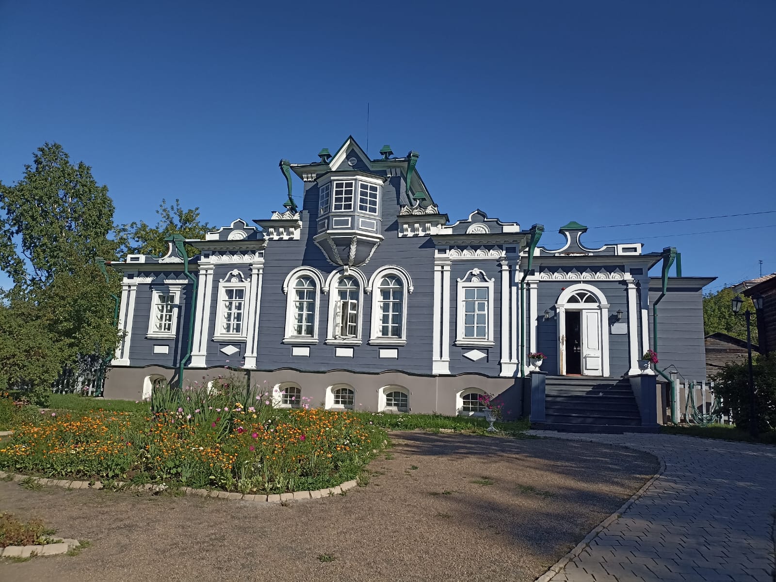 https://upforme.ru/uploads/0001/d0/60/4973/68800.jpg