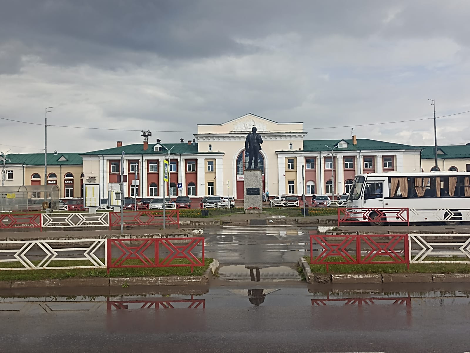 https://upforme.ru/uploads/0001/d0/60/4973/689659.jpg