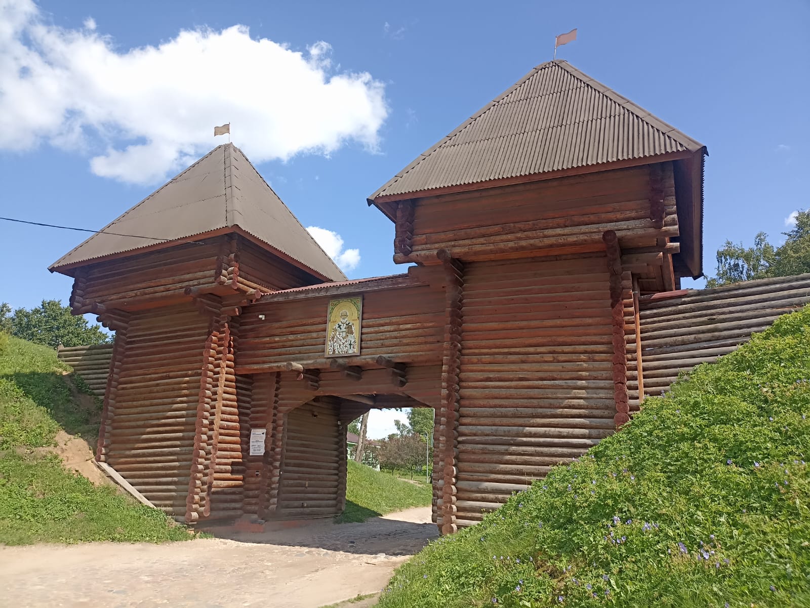 https://upforme.ru/uploads/0001/d0/60/4973/730950.jpg