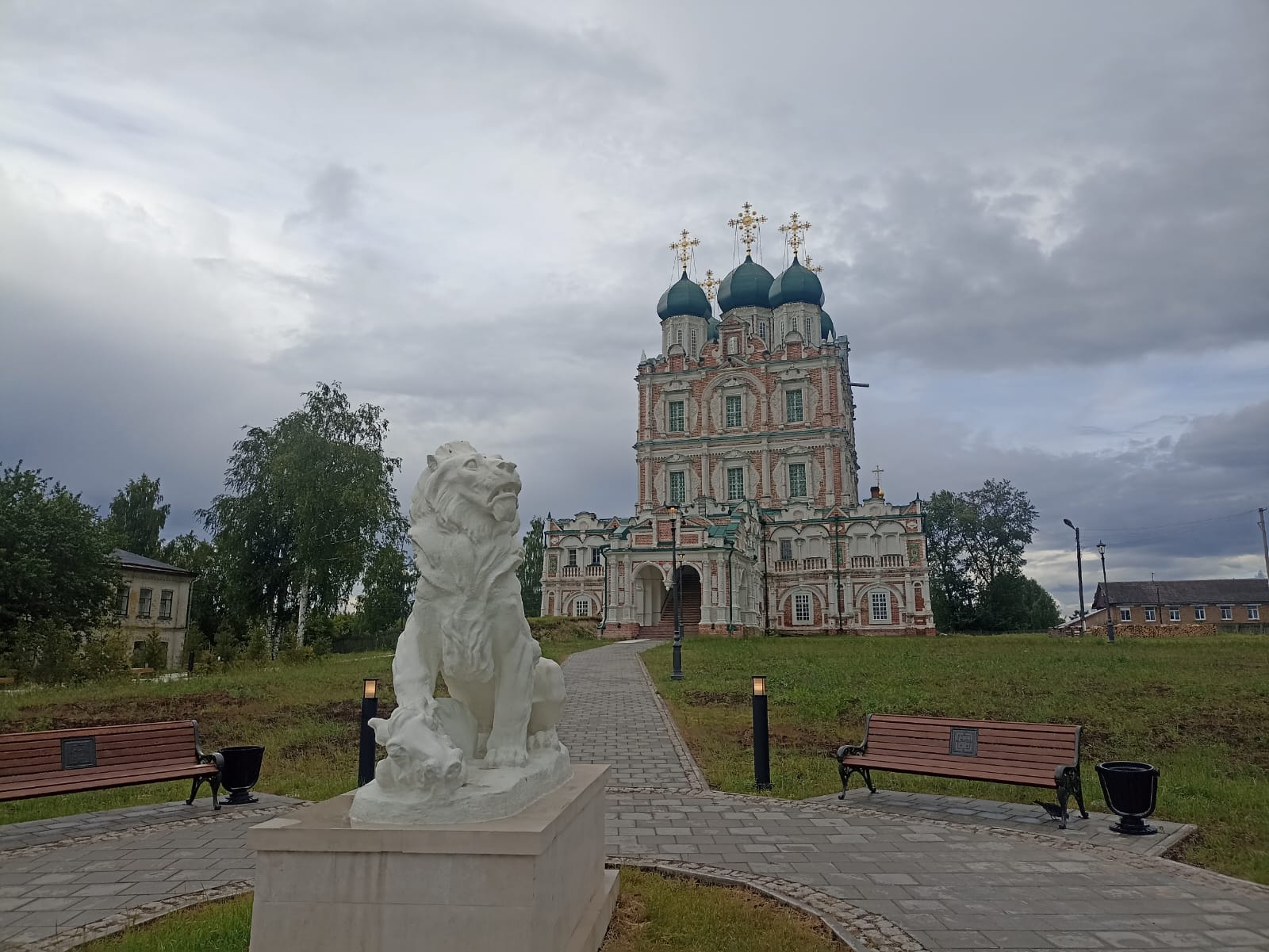 https://upforme.ru/uploads/0001/d0/60/4973/762424.jpg