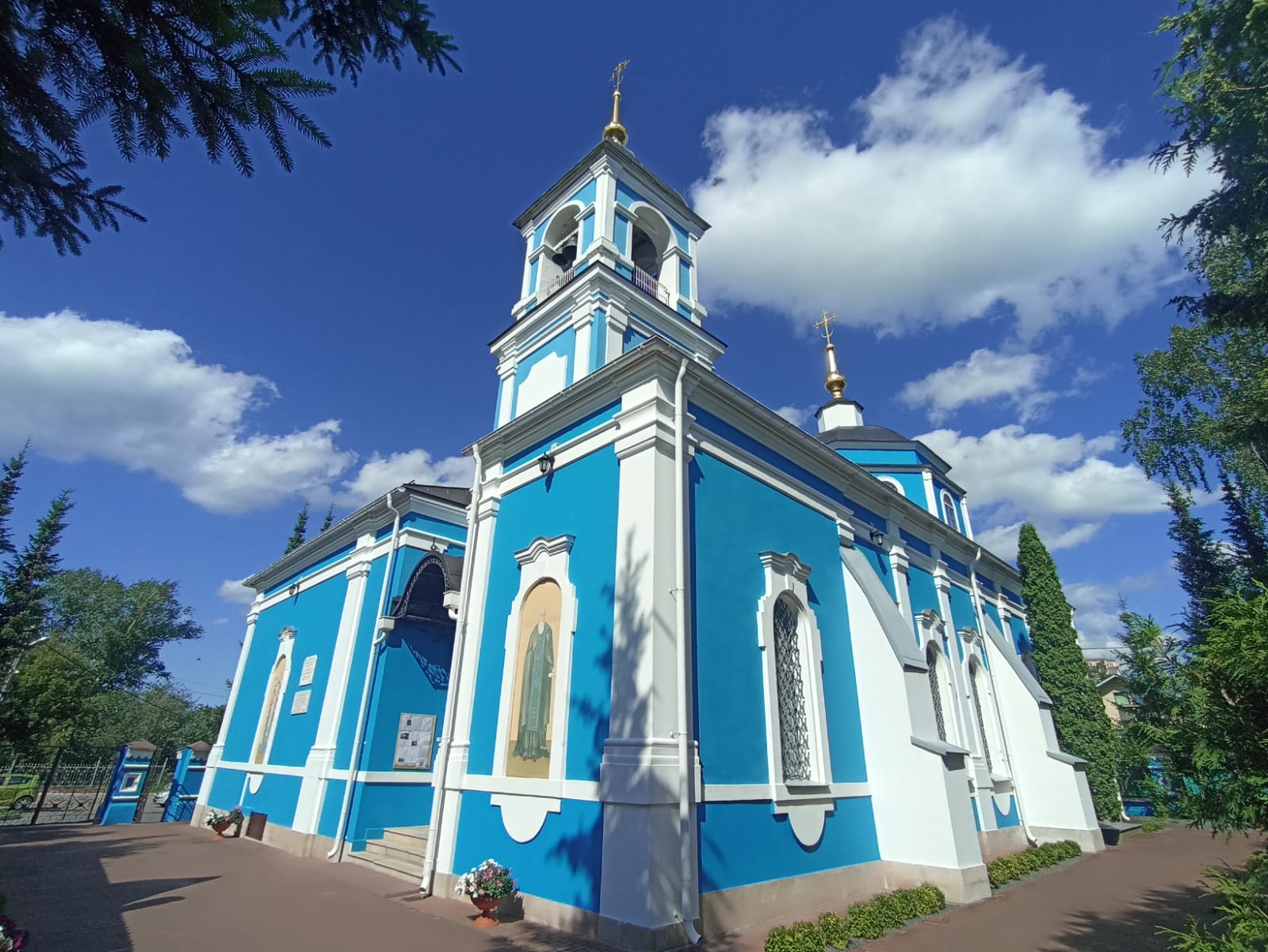 https://upforme.ru/uploads/0001/d0/60/4973/777232.jpg