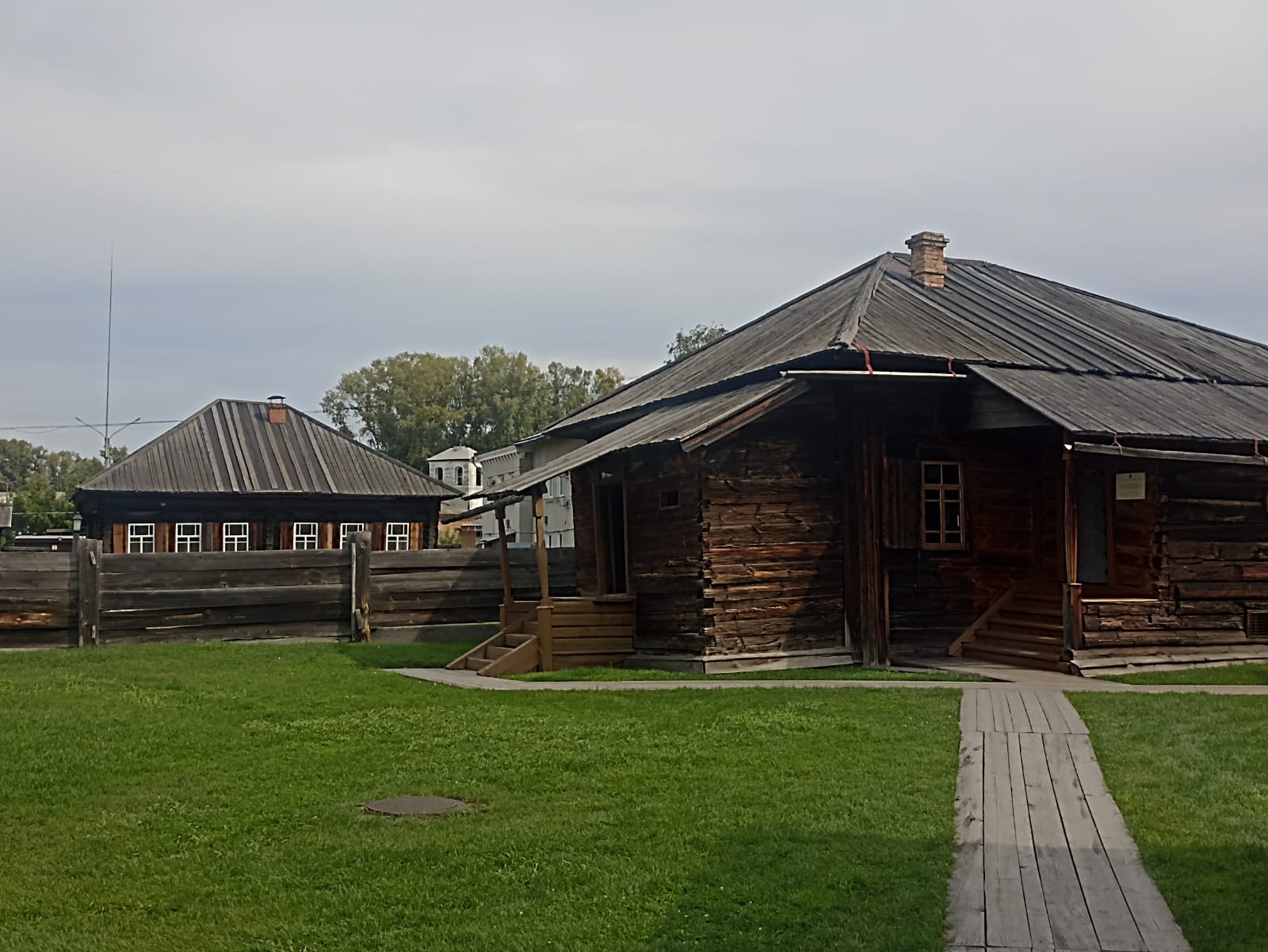 https://upforme.ru/uploads/0001/d0/60/4973/787386.jpg