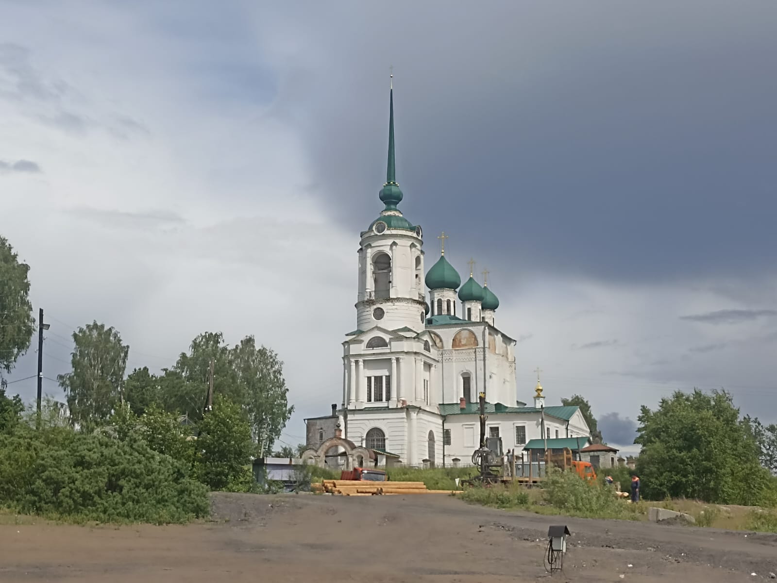 https://upforme.ru/uploads/0001/d0/60/4973/802078.jpg